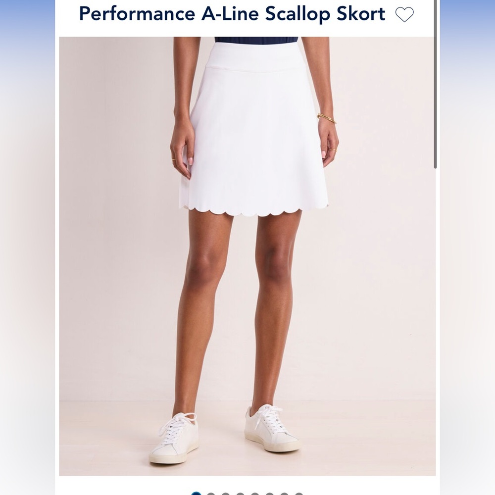 Vineyard vines white scallop performance skort